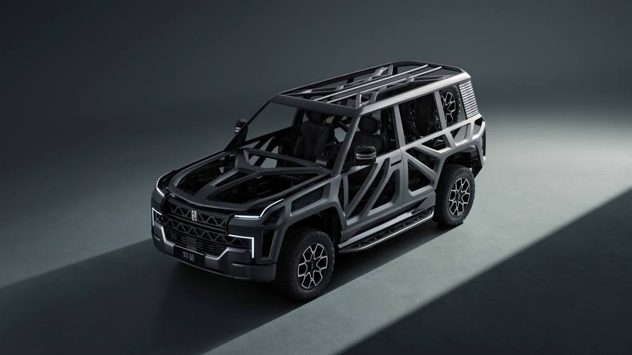 广州213仰望U8硬派越野的科技魅力，国能汽车对传统燃油车市场的冲击